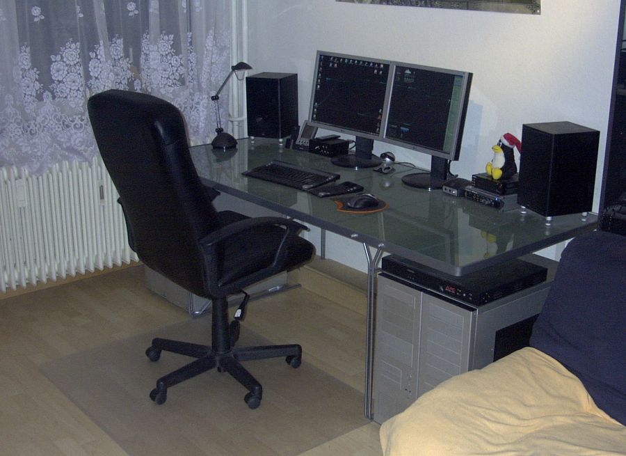 desk_k.jpg